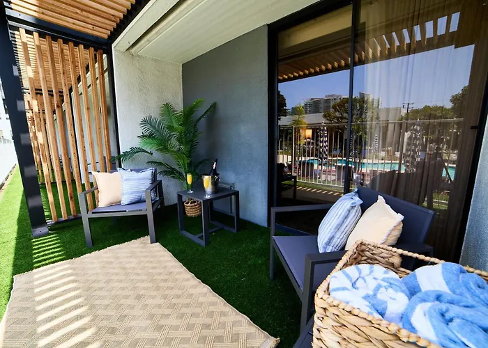 Hotel Mdr Marina Del Rey- A Doubletree By Hilton