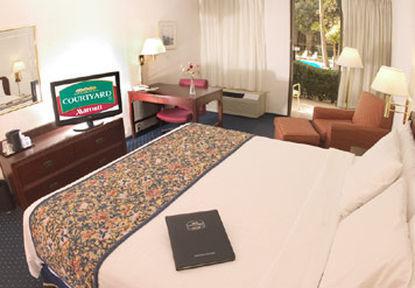 Hotel Mdr Marina Del Rey- A Doubletree By Hilton Los Angeles